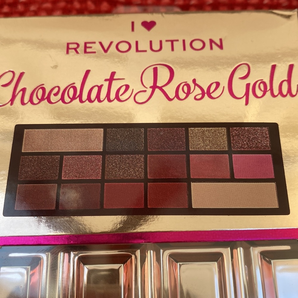 I HEART REVOLUTION chocolate rose gold palettes